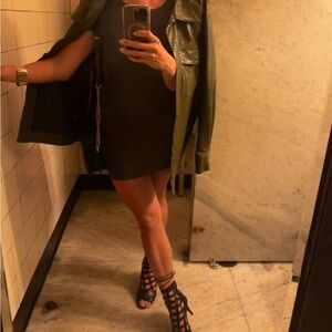 Green Bodycon Dress with Textured Woven Pattern